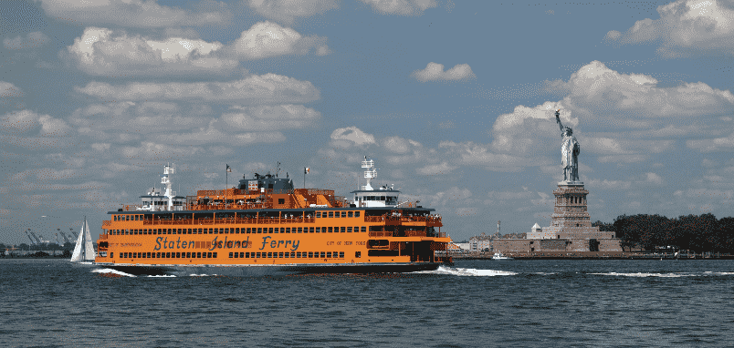 Barco Staten Island Ferry em Nova York 