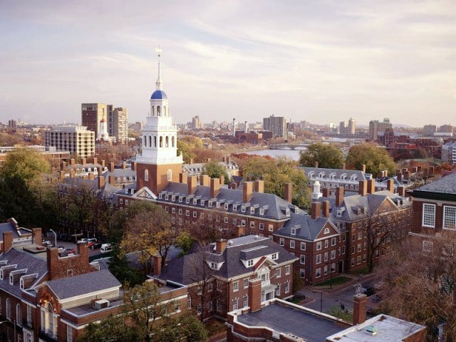 Visita a Universidade de Harvard
