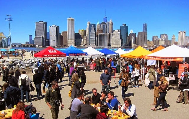 East River Waterfront Esplanade em Nova York